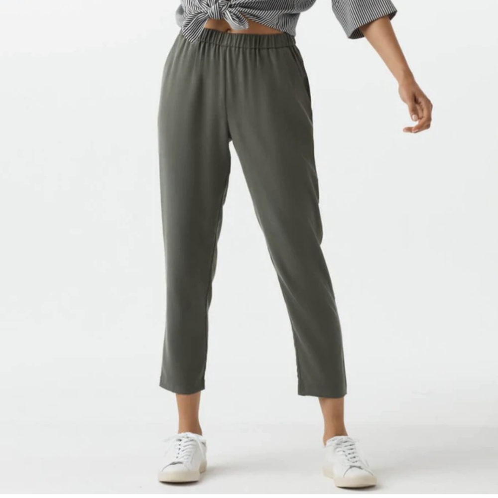 NWOT VETTA Capsule - The Tencel Tapered Pant in Olive, Small